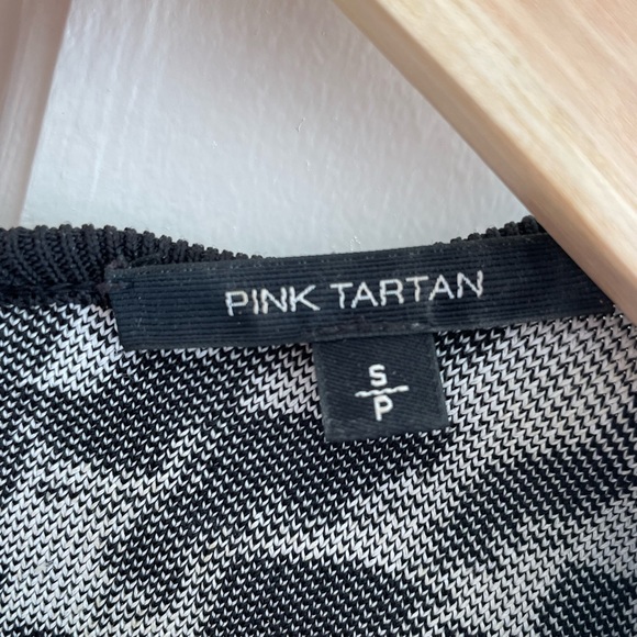 Pink Tartan - Black and White Print Knit Dress - Picture 5 of 7